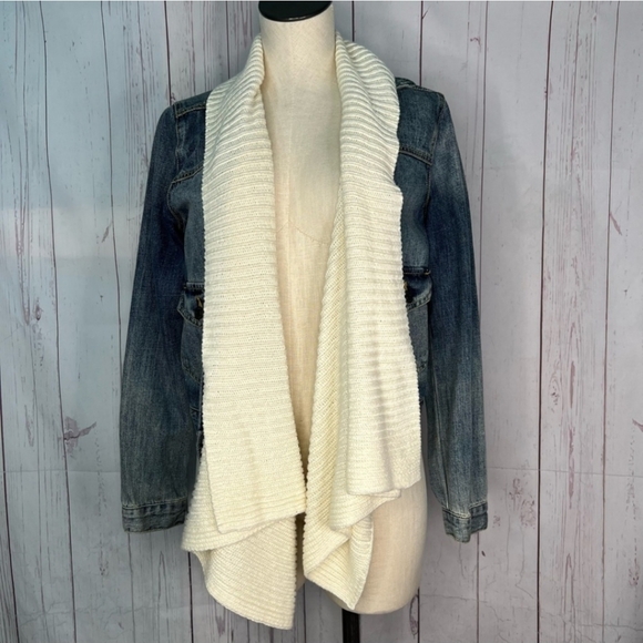 Abercrombie & Fitch Denim Jacket with Knit Collar - Picture 2 of 9